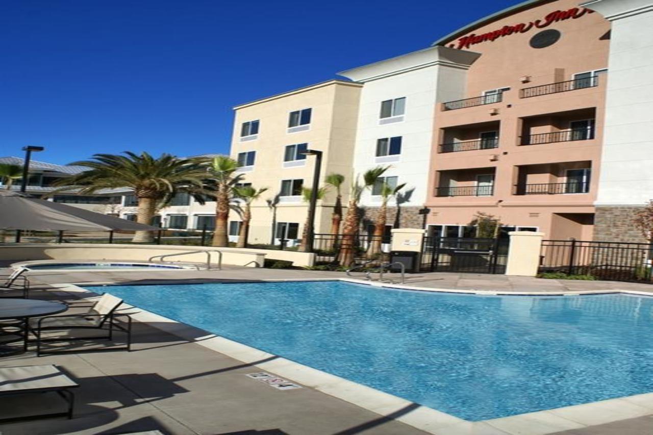 Hampton Inn & Suites Suisun City Waterfront Exterior photo