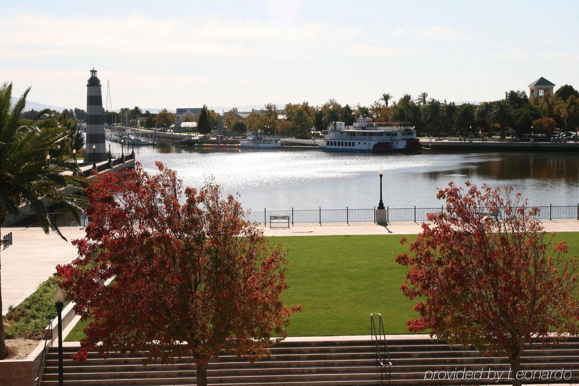 Hampton Inn & Suites Suisun City Waterfront Exterior photo